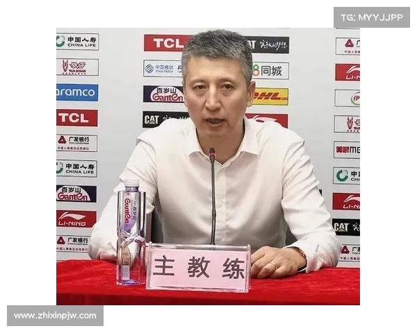 CBA战术板解析与应用探讨:提升球队战术执行力的关键因素 CBA战术板解析与应用探讨:提升球队战术执行力的关键因素